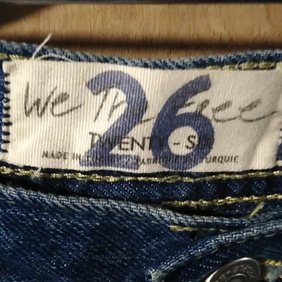 FREE PEOPLE Maggie Mid rise straight jeans 26" NWT - Picture 4 of 7